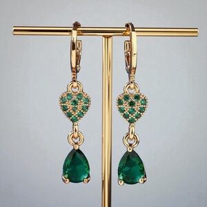 18k Gold Plated Green CZ Heart Drop Huggie Earrings. New.